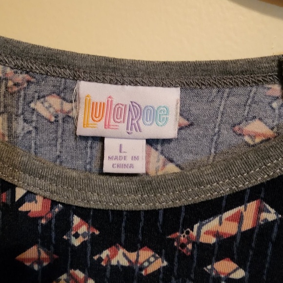 Lularoe 3/4 Sleeve Scoop Neck Shirt L - Picture 3 of 4